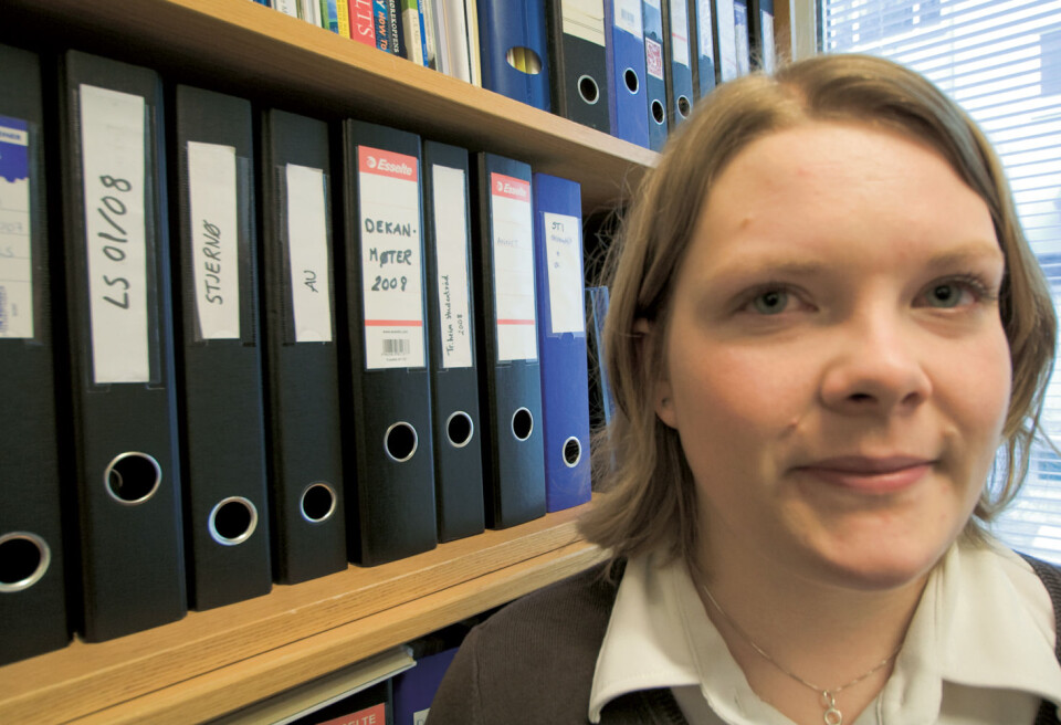 VANSKELIG: Anne Karine Nymoen, leder i Studenttinget, synes det er vanskelig å fordele ansvar i faddersaken. Arkivfoto: Kari Sørnes.