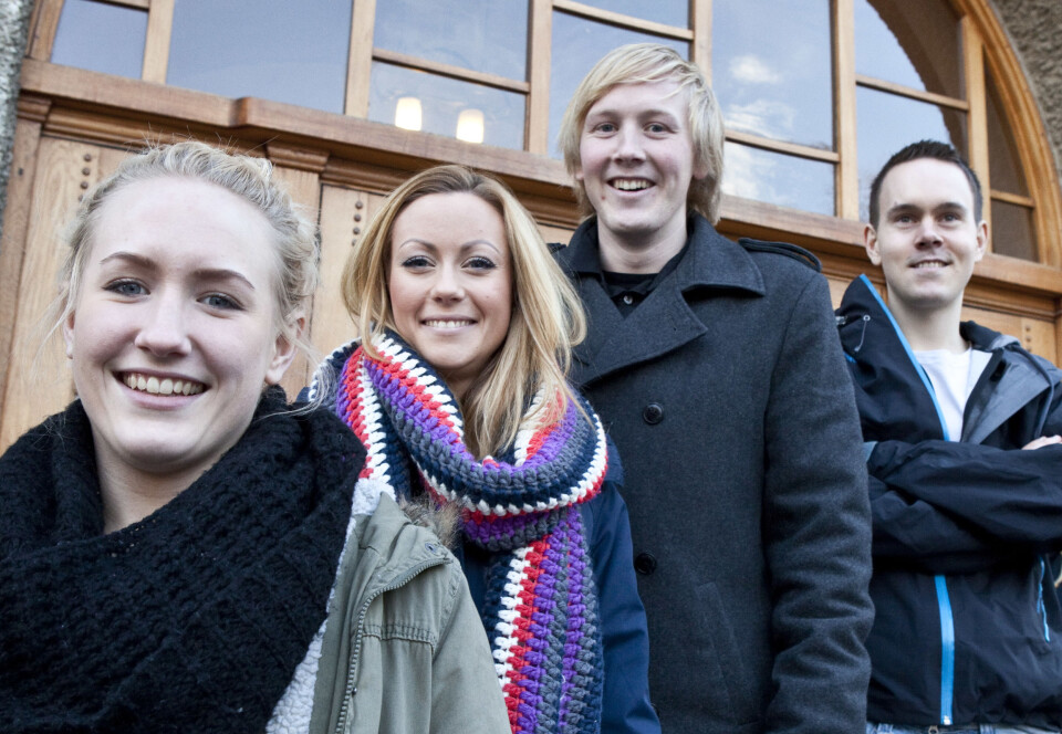 TEAM FUSION: Therese Krogh, Lisa Græslie, Geir Anders Haga og Mathias Leganger skal forsvare NTNUs ære i casekonkurransen Oppdraget 2011 mot lag fra NHH og BI.