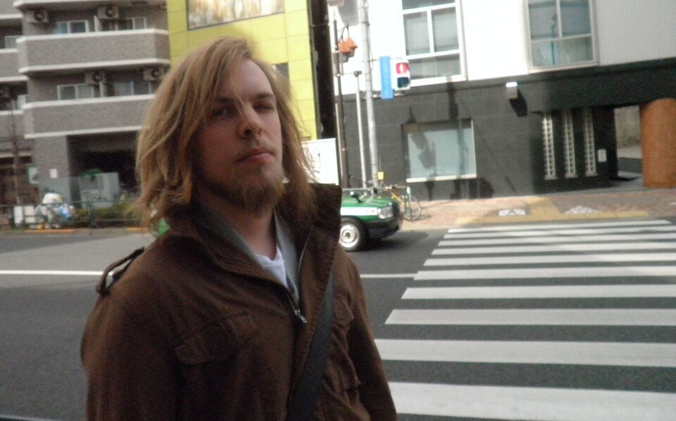 RISTET: NTNU-student Espen Auran Rathe (23) bor i Tokyo og opplevde jordskjelvet fredag som dramatisk. Nå er imidlertid bekymringene rundt tomme butikker det mest dramatiske i byen med tolv millioner innbyggere.