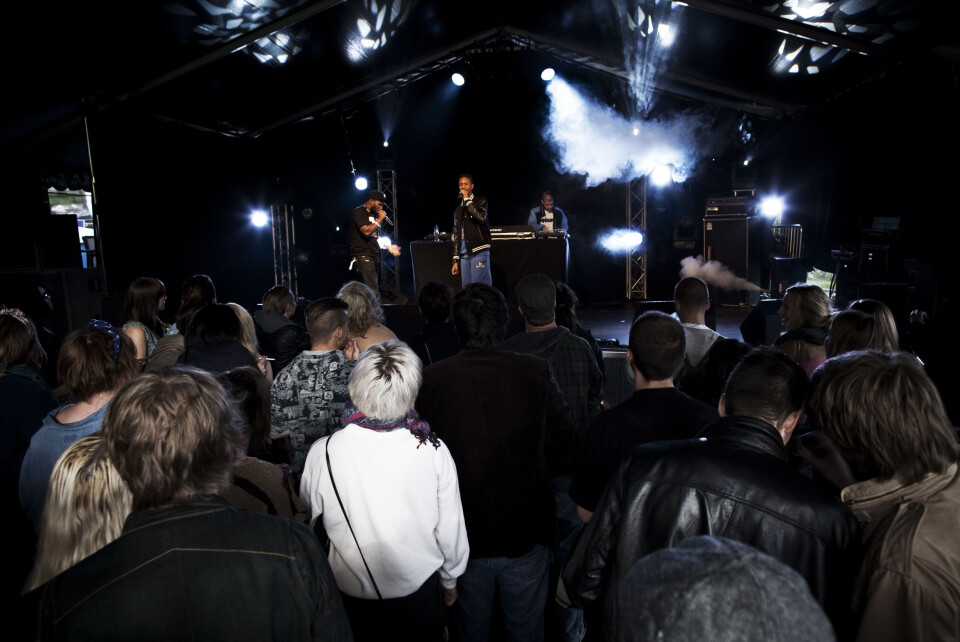 Pstereo: Bluku Bluku!