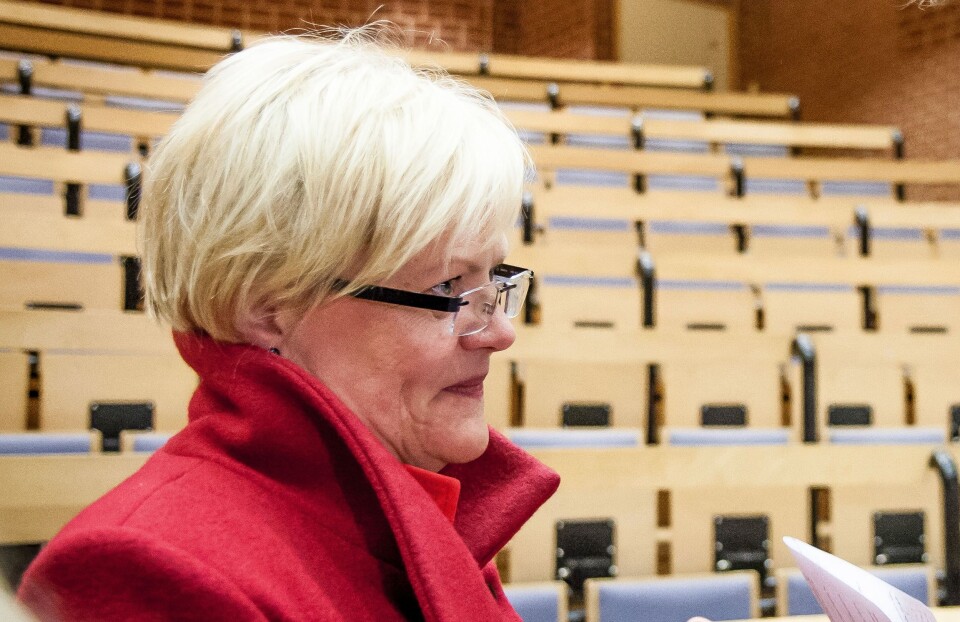 VIL IKKE SNU: Kunnskapsminister Kristin Halvorsen vil gjennomføre lovendringen til tross for uenighet innad i partiet. (Arkivfoto).