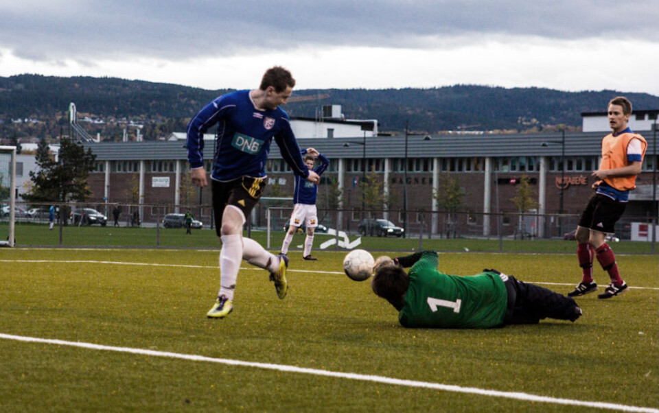 INTENST OPPGJØR: Mye action på Lade, da BI møtte TØH