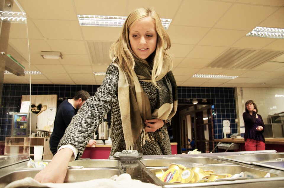 VARIERT TILBUD: Marit Lauritzen ønsker seg et bredere utvalg av varmmat i kantinene.