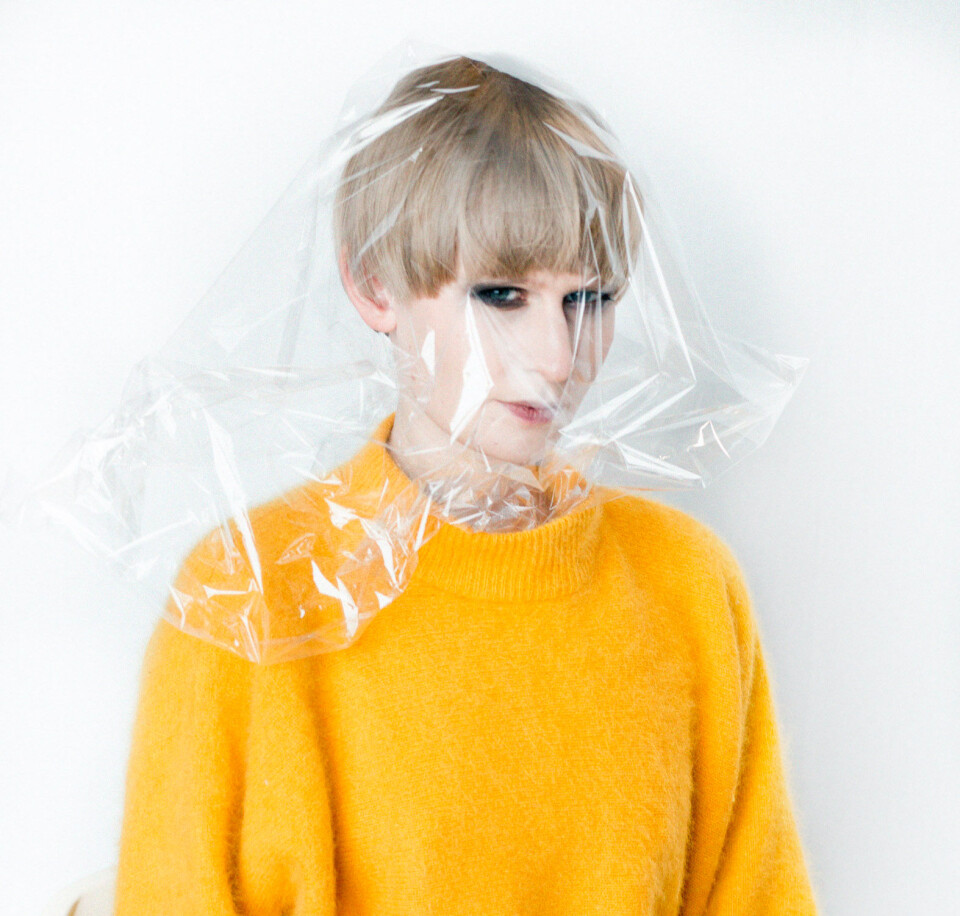 Jenny Hval eier deg og alle du kjenner.