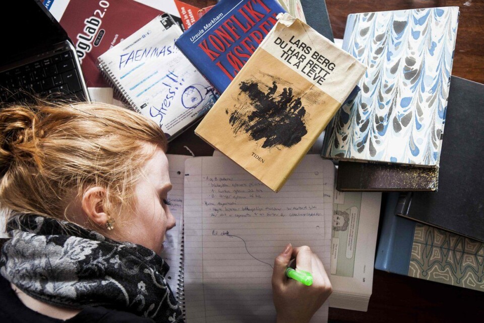 Studentene gir opp