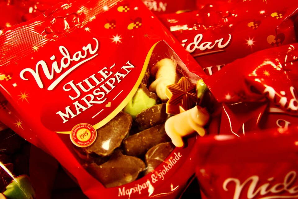 Grisen står og hyler