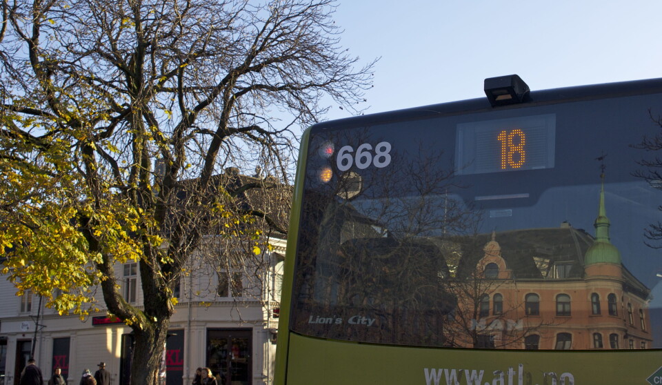 Blir frakjørt på vei til campus