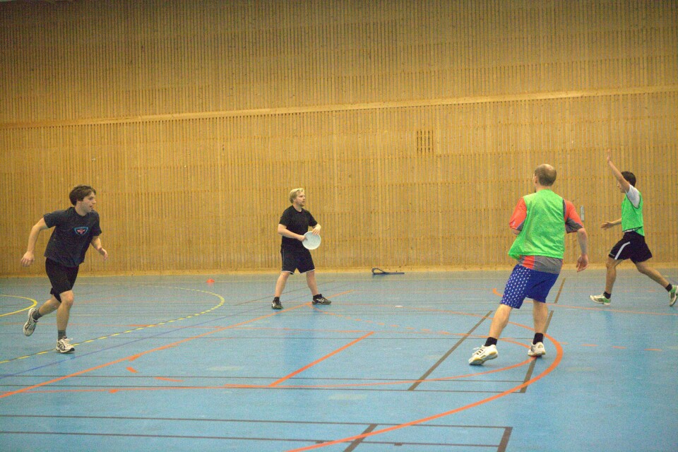 Lader opp til frisbee utenom det vanlige