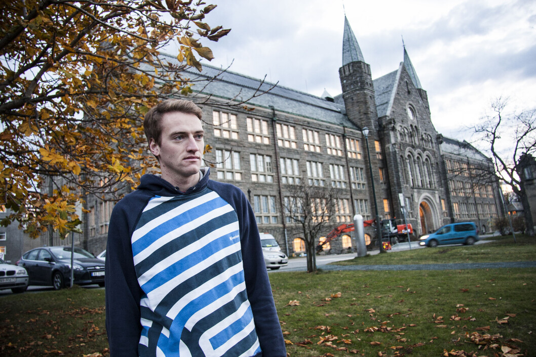 Tidligere studentpolitiker Vegard Elde Vefring ønsker en mer rettferdig ordning av kontinusjonseksamener. Tidligere studentpolitiker Vegard Elde Vefring ønsker en mer rettferdig ordning av kontinusjonseksamener.