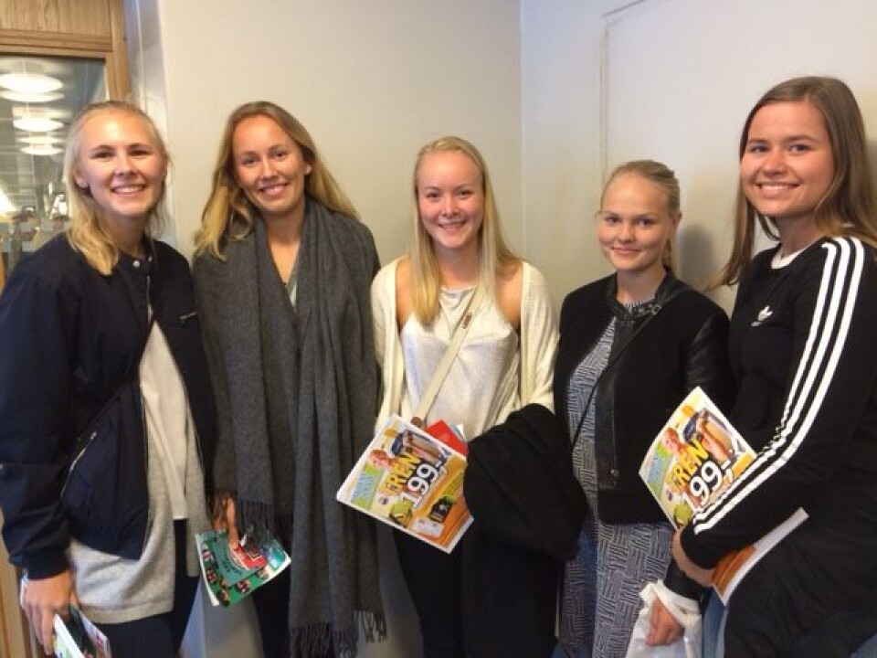 Ingrid Fejerskov (19), Anna Gabrielsen (19), Marie Malvik (18), Cathrine Gremmertsen (19), og Heidi Storkås (19).