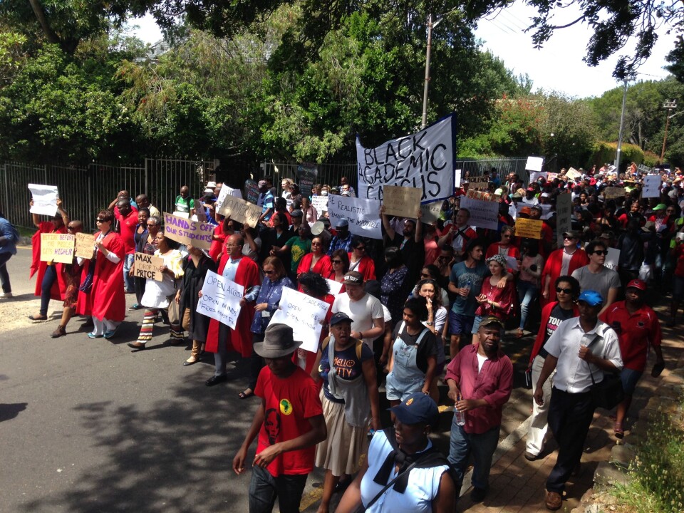 STORT ENGASJEMENT: Studenter demonstrerer ved University of Cape Town