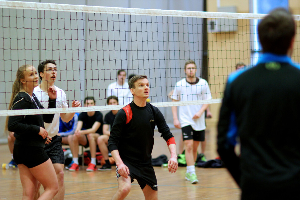 Volleyball var en av flere grener HHiT og BI konkurrerte i.