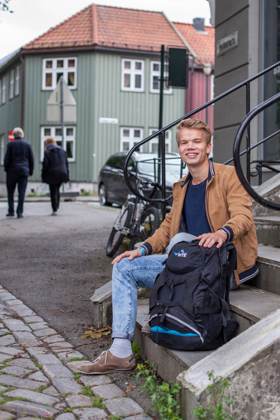 TREDJEKANDIDAT: – Når man kombinerer politikk med studier kan det ofte bli hektisk. Det føles ut som om det ikke er nok timer i døgnet.