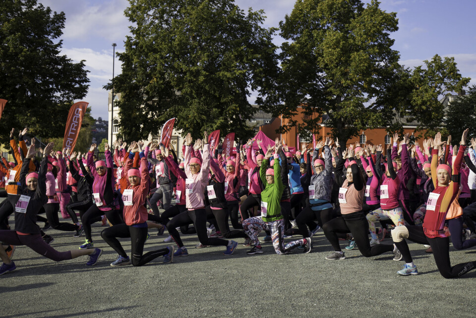 Da 800 farget byen rosa