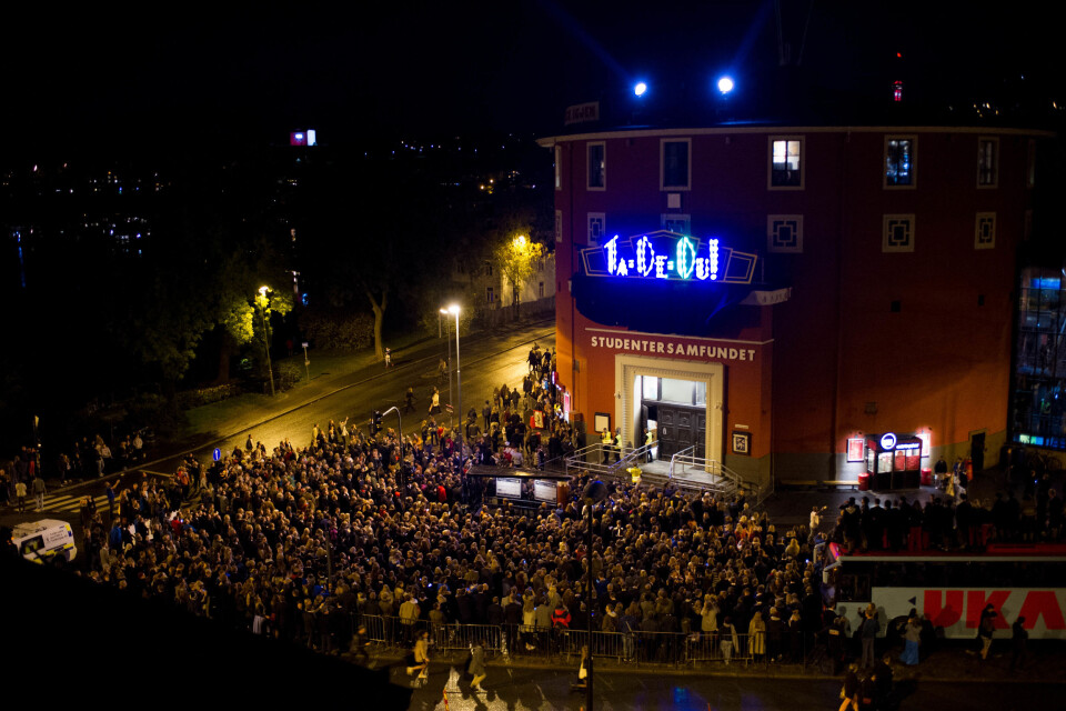 2017: UKEnavnet avsløres, og folkemengden som har vandret ned fra Promenadekonserten kan feire at UKA er i gang igjen.