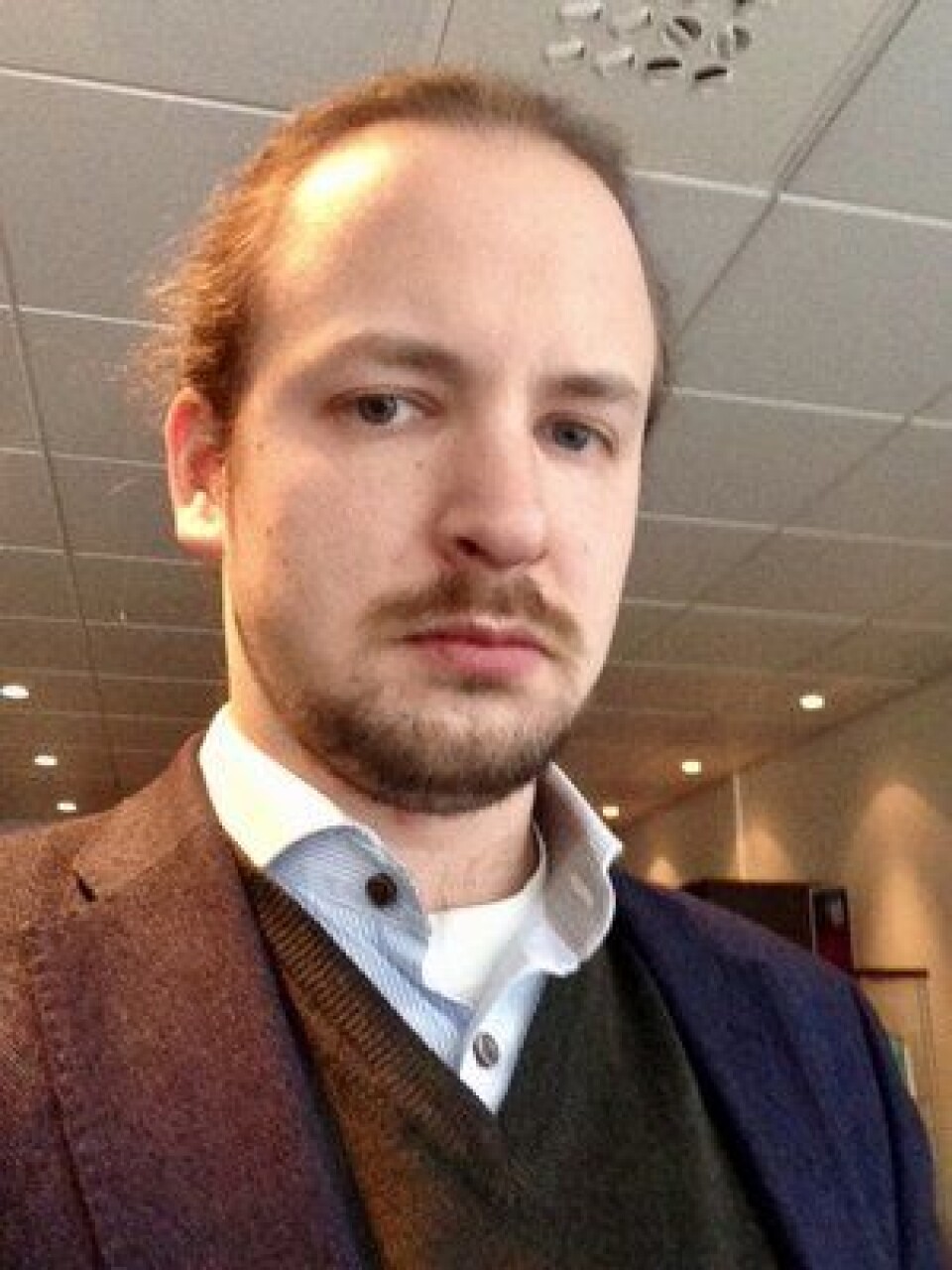 – Det er håpløst når vi ikke en gang fikk melding fra SAS om at vi hadde blitt ombooket, sier Eivind Rindal.