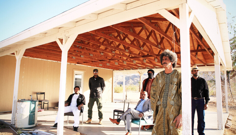 Tinariwen fra det nordlige Mali er pionerer innenfor den moderne afrikanske ørkenbluesen som Tuareg-folket er kjent for.