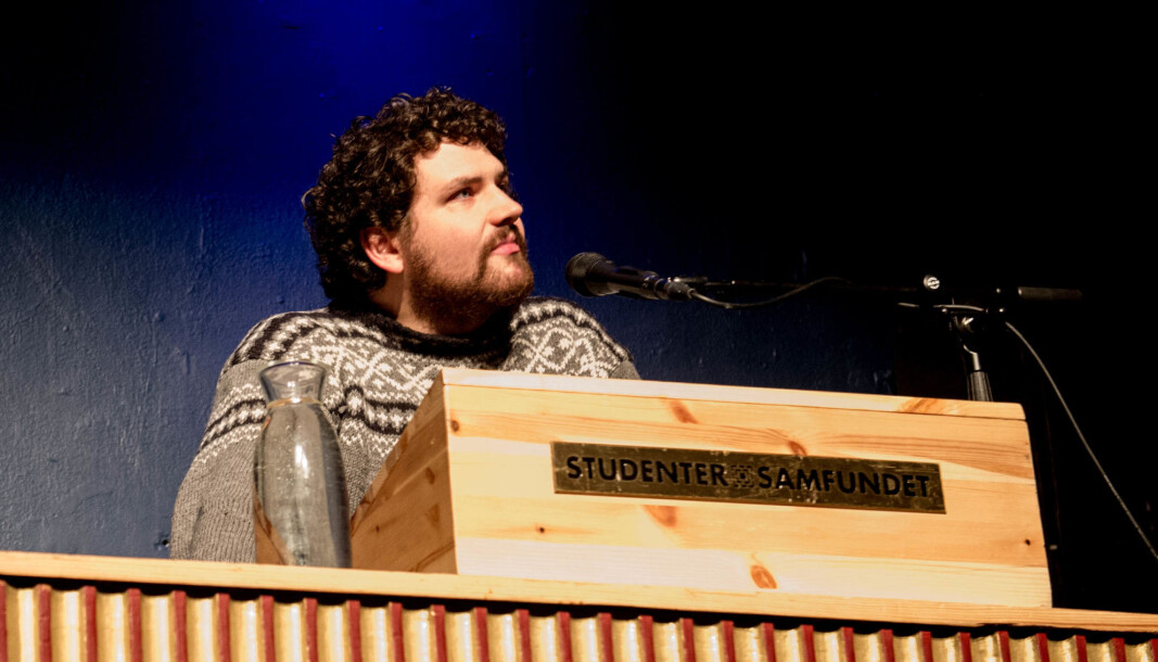 <strong>HØRER</strong> <strong>IKKE HJEMME: </strong>Øyvind Bentås kaller Samfundets avtale med Reitan et salg av studentfrivilligheten. <strong>HØRER</strong> <strong>IKKE HJEMME: </strong>Øyvind Bentås kaller Samfundets avtale med Reitan et salg av studentfrivilligheten.