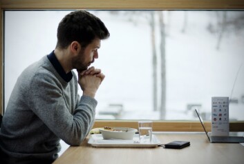 Moxnes og Rødt stilte et forslag for forebygge seksuell trakassering før jul som skal opp til behandling på Stortinget snart. Moxnes og Rødt stilte et forslag for forebygge seksuell trakassering før jul som skal opp til behandling på Stortinget snart.