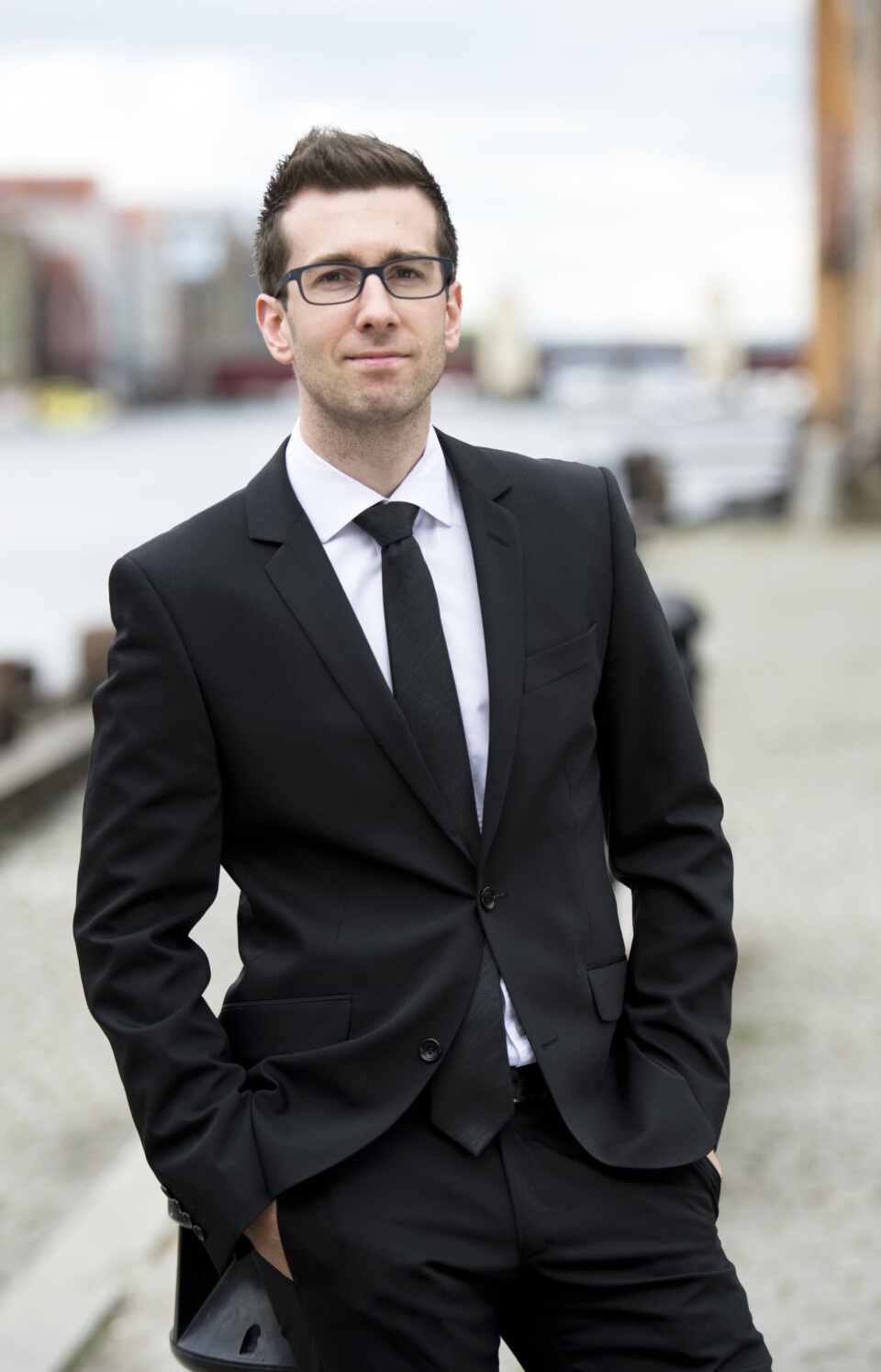 Tette doer, svidd mat og nach hver natt