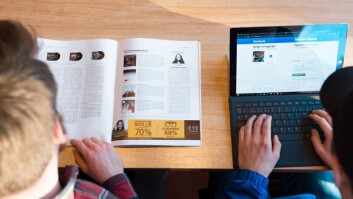Artikkelforfatteren måtte lese nyheter på andre måter enn på Facebook, som papiraviser. Artikkelforfatteren måtte lese nyheter på andre måter enn på Facebook, som papiraviser.