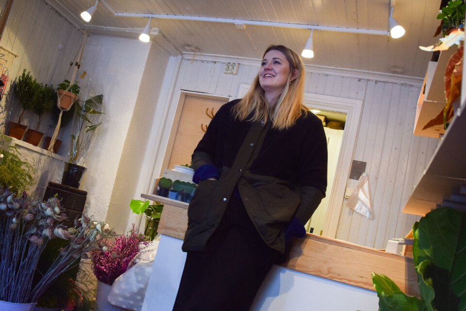 Julie Bjørk hadde visste ingenting om planter og blomster før hun startet Bakklandet Blomster. Julie Bjørk hadde visste ingenting om planter og blomster før hun startet Bakklandet Blomster.