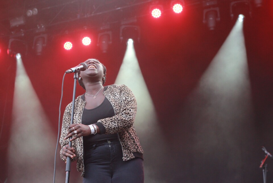Jentene tar kontroll