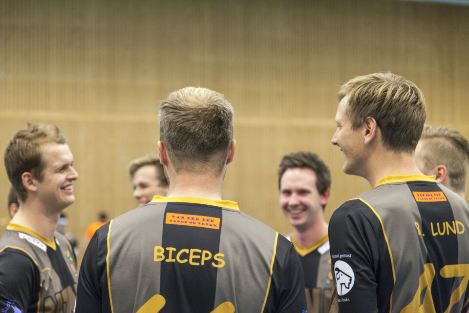Lars Brødremoen Bredvig, også kjent som Biceps, spelar med laget Golden Nights i turneringen.