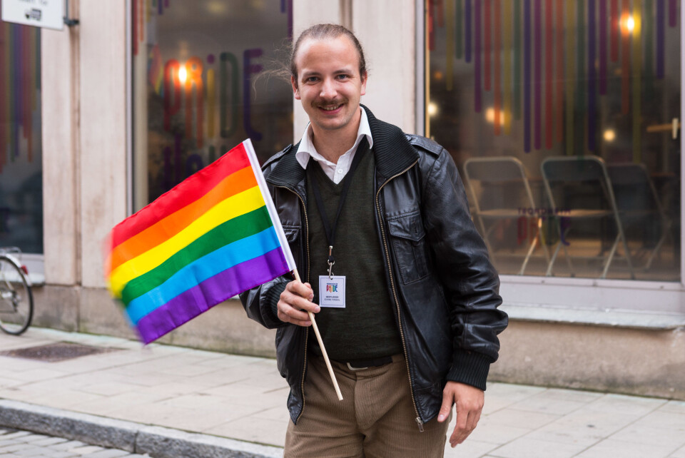 Eivind Rindal og resten av Pride styret har i år transformert Olavshallen til Pride House.