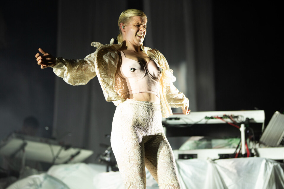 Øya: Robyn