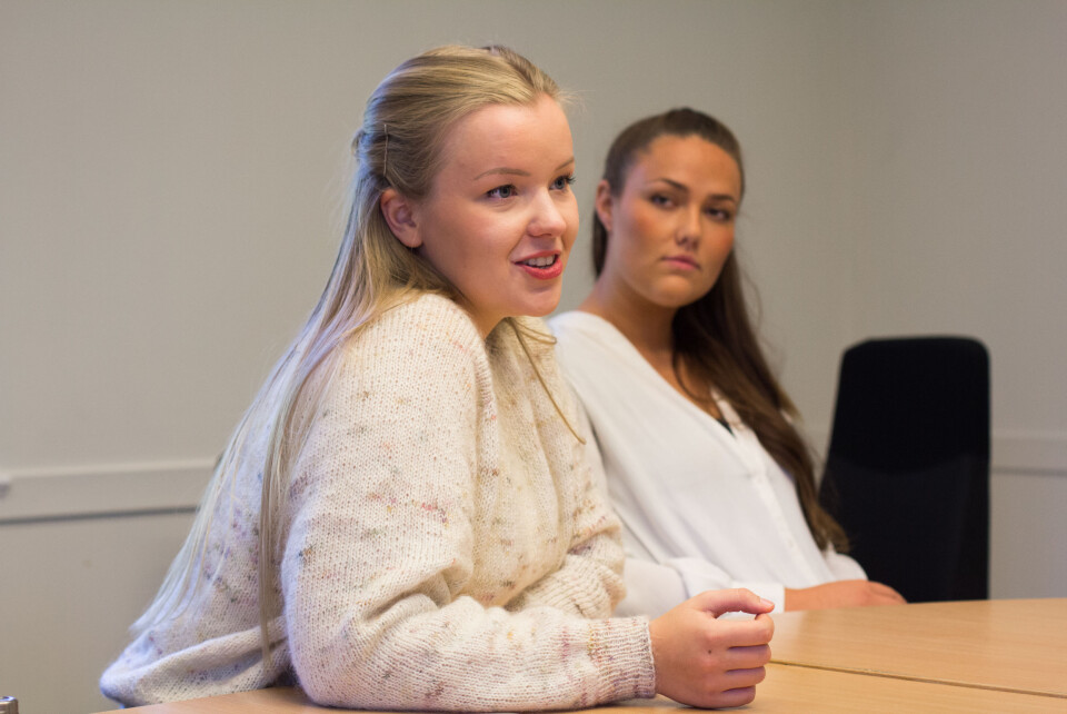 ANSVAR: Agnete er kultursjef for UKA-19, og synes ansvaret som følger med er spennende. - Ingen ville nok trodd at jenta som for noen år siden rangla rundt på fylla med rosa snekkerbukse en dag skulle booke noen av verdens største artister, sier hun.