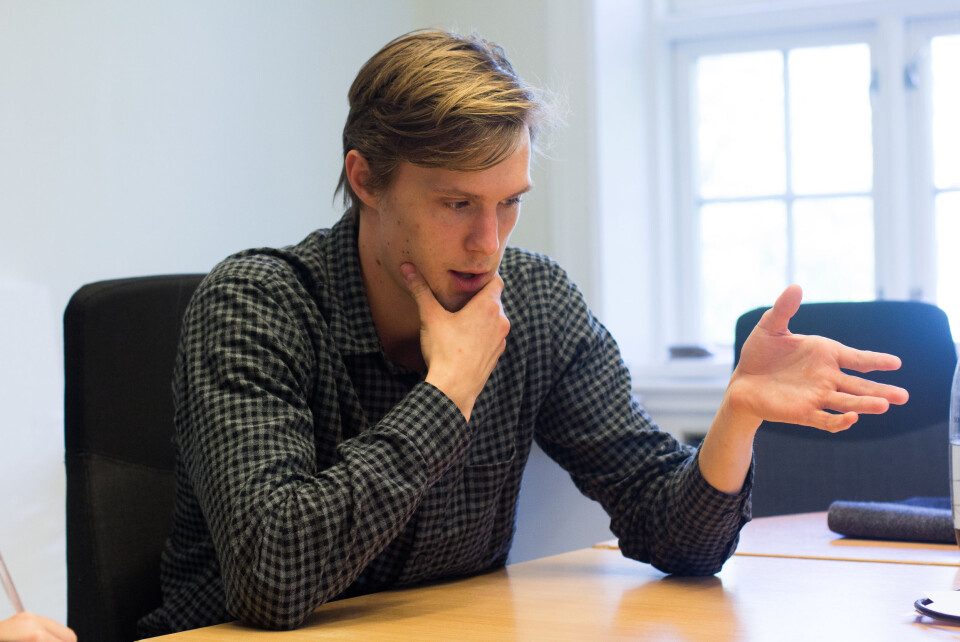 ENERGI: Julian forteller at han har lært at han vil leve et ekstraordinært liv. – Det å være rundt ambisiøse mennesker gir meg så mye energi, sier han.
