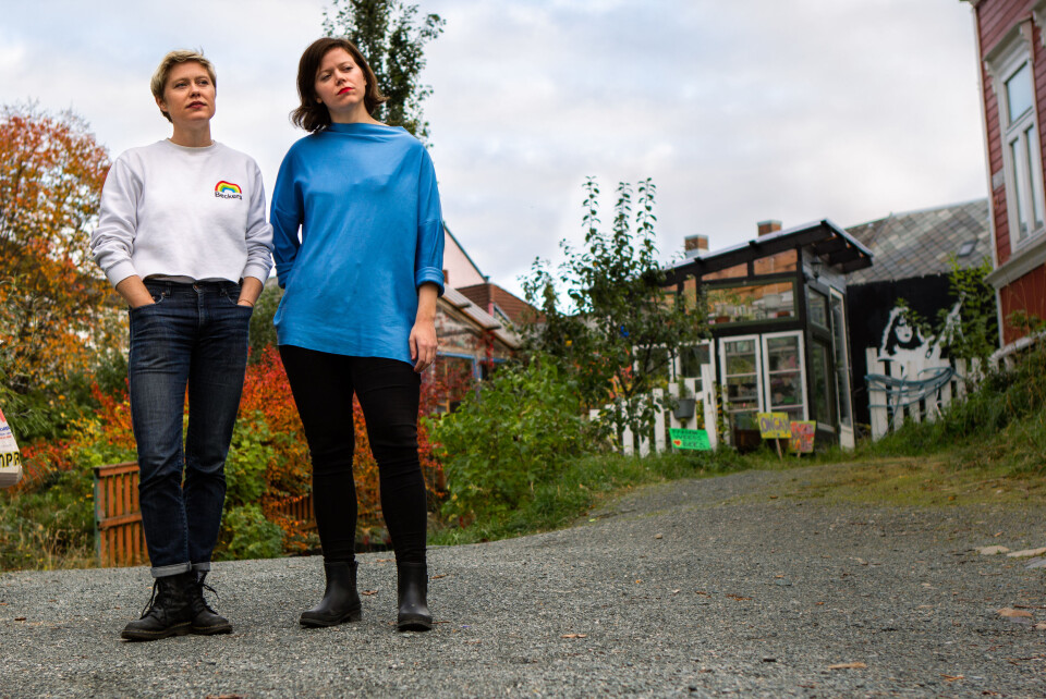Teaterforestilling midt i nærbutikken