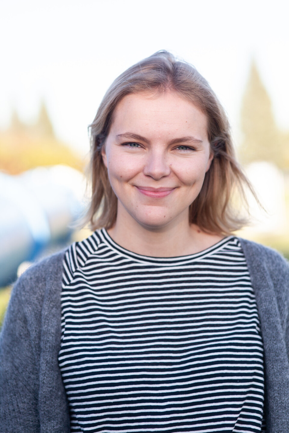 KARTLEGGING: Stipendiaten Eli Bæverfjord Rye benytter data fra ATLAS-eksperimentet til å lete etter supersymmetri. Hun håper at HL-LHC og økte datamengder skal avsløre ny fysikk. KARTLEGGING: Stipendiaten Eli Bæverfjord Rye benytter data fra ATLAS-eksperimentet til å lete etter supersymmetri. Hun håper at HL-LHC og økte datamengder skal avsløre ny fysikk.