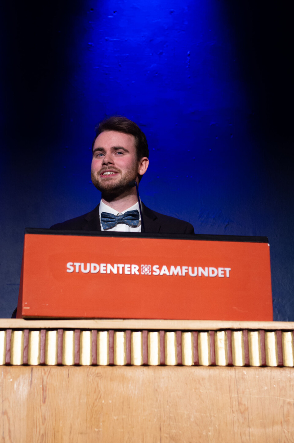 Åtte kandidater stiller til UKEsjef