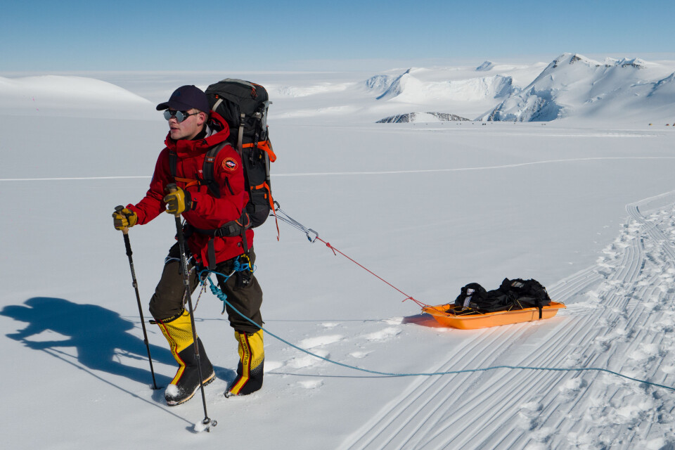 – Vi har jo visst det i mange år, at folk har dødd på Everest