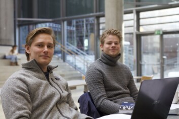 Greit med høyt gebyr: Magnus Nymo og Sverre Narum synes det er en større plikt å betale tilbake til Lånekassen enn andre. Greit med høyt gebyr: Magnus Nymo og Sverre Narum synes det er en større plikt å betale tilbake til Lånekassen enn andre.