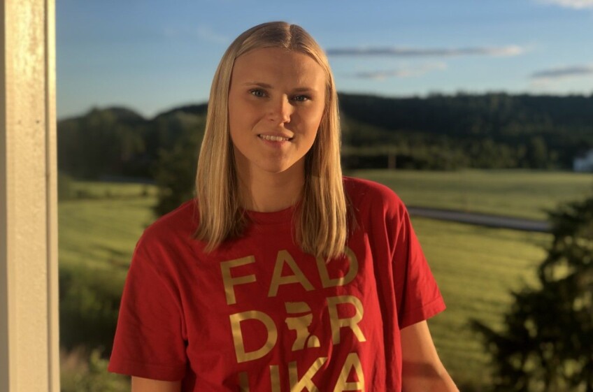 AMAZING RAZE: Ved å sende fadderbarna ut i Trondheim håper Tina Skogheim (fadderstyret DMMH) at de nye studentene skal bli kjent med byen. AMAZING RAZE: Ved å sende fadderbarna ut i Trondheim håper Tina Skogheim (fadderstyret DMMH) at de nye studentene skal bli kjent med byen.