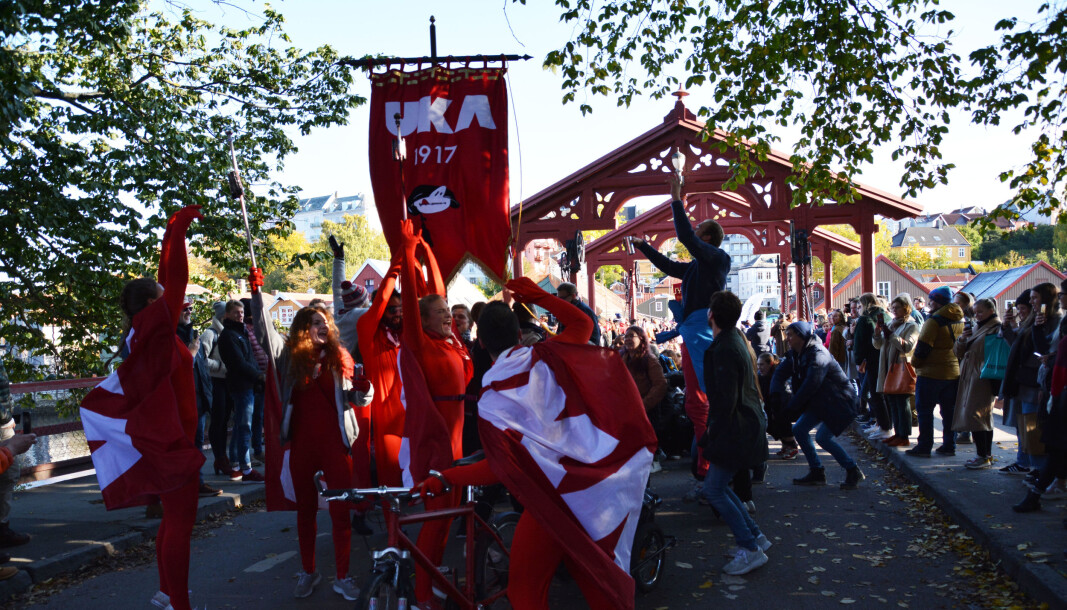 <b>DET BLIR FESTIVAL:</b> UKEtoget, som returnerte under UKA-19, er ett av arrangementene UKA-21 håper å kunne gjennomføre <b>DET BLIR FESTIVAL:</b> UKEtoget, som returnerte under UKA-19, er ett av arrangementene UKA-21 håper å kunne gjennomføre