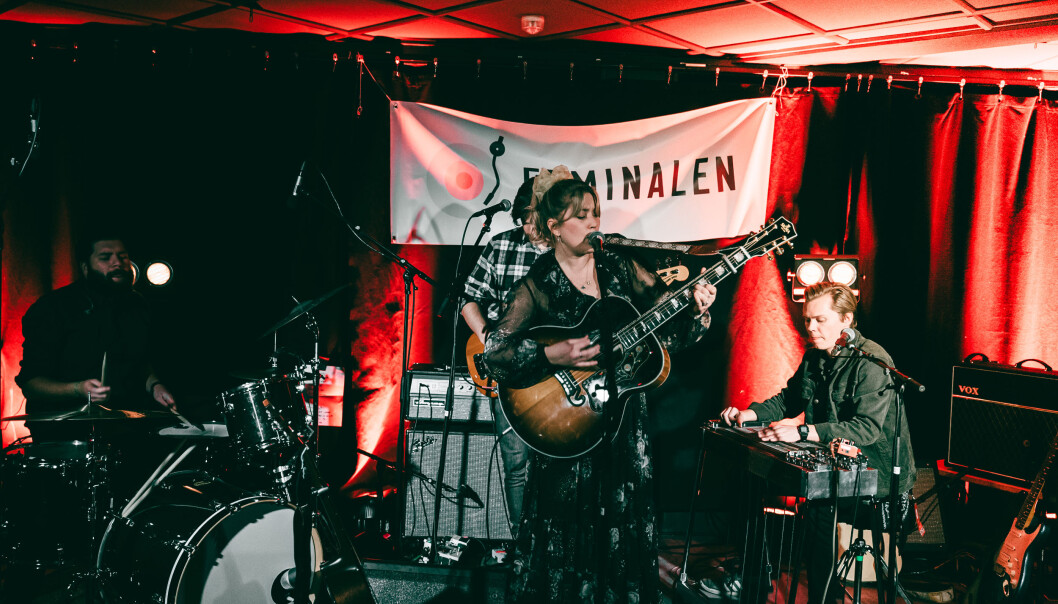 <b>NORDICANA:</b> The Northern Belle tok publikum med på en reise vestover under Feminalens første kveld. <b>NORDICANA:</b> The Northern Belle tok publikum med på en reise vestover under Feminalens første kveld.