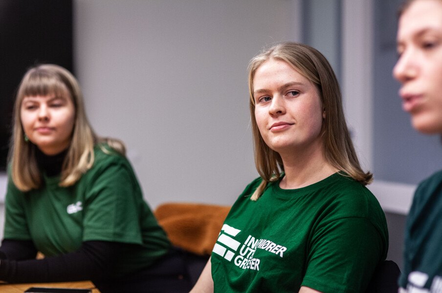 UTFORDRENDE SEMESTER: F.v: Linn Marie Martens Pedersen, Alice Werswick og Lina Mathea Gunvaldsen måtte avlyse innsamlingsaksjonen de hadde planlagt 10. november grunnet koronarestriksjoner.