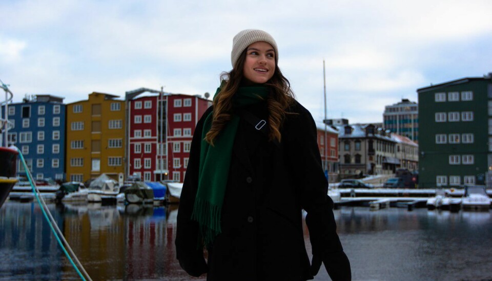 GODT KJENT: Isabelle er oppvokst i Trondheim, og viser oss de fineste gåturrutene i sentrum.