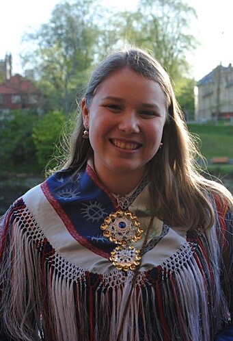 <span class=" font-weight-bold" data-lab-font_weight_desktop="font-weight-bold">LEDER STUDENTFORENING: </span>Leder i den samiske studentforeningen, Lise Edel Murberg, forteller om flere planer for dagens feiring. <span class=" font-weight-bold" data-lab-font_weight_desktop="font-weight-bold">LEDER STUDENTFORENING: </span>Leder i den samiske studentforeningen, Lise Edel Murberg, forteller om flere planer for dagens feiring.