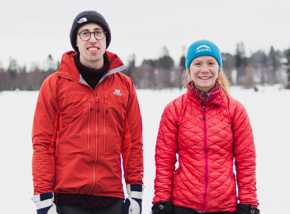 DEBUT: De to internasjonale studentene Moritz og Johanna er på sin første skøytetur i Norge. DEBUT: De to internasjonale studentene Moritz og Johanna er på sin første skøytetur i Norge.