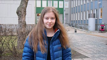<span class=" font-weight-bold" data-lab-font_weight_desktop="font-weight-bold">FØRSTEÅRSSTUDENT:</span> Ronja Kræmer synes det har vært vanskelig å bli kjent med andre studenter. <span class=" font-weight-bold" data-lab-font_weight_desktop="font-weight-bold">FØRSTEÅRSSTUDENT:</span> Ronja Kræmer synes det har vært vanskelig å bli kjent med andre studenter.