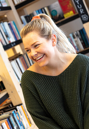 <span class=" font-weight-bold" data-lab-font_weight_desktop="font-weight-bold">TREFFPUNKT: </span>Her blir gode idear testa ut. Gratis bøker, kunst til sals og lokale til låns. Her ved Mathilde Lilleeng. <span class=" font-weight-bold" data-lab-font_weight_desktop="font-weight-bold">TREFFPUNKT: </span>Her blir gode idear testa ut. Gratis bøker, kunst til sals og lokale til låns. Her ved Mathilde Lilleeng.