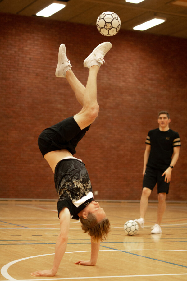 AKROBATIKK: Det er ikke bare på «Sirkus Arnardo» man kan oppleve førsteklasses akrobatikkust.