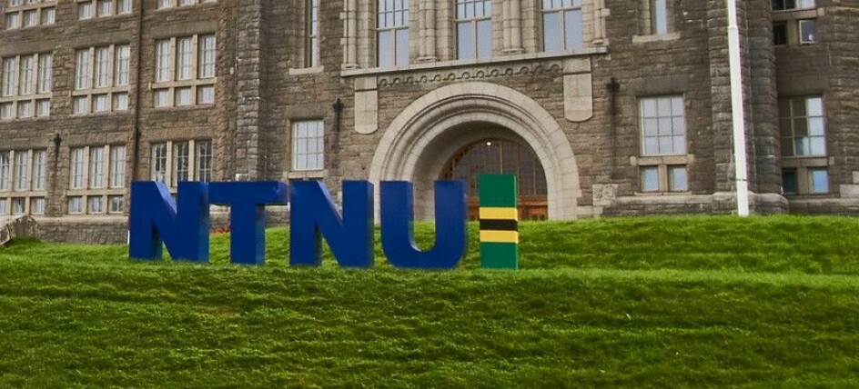 HAR DU BERGET EN «I»? Bergekulturen står sterkt hos studentene i Trondheim. Semesterets første offer er promoteringsmaterialet til NTNUI.