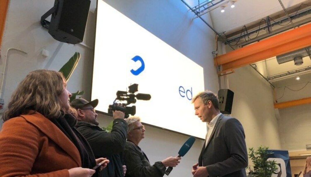 Bør han gå av? Her fra et besøk på NTNU. Bør han gå av? Her fra et besøk på NTNU.
