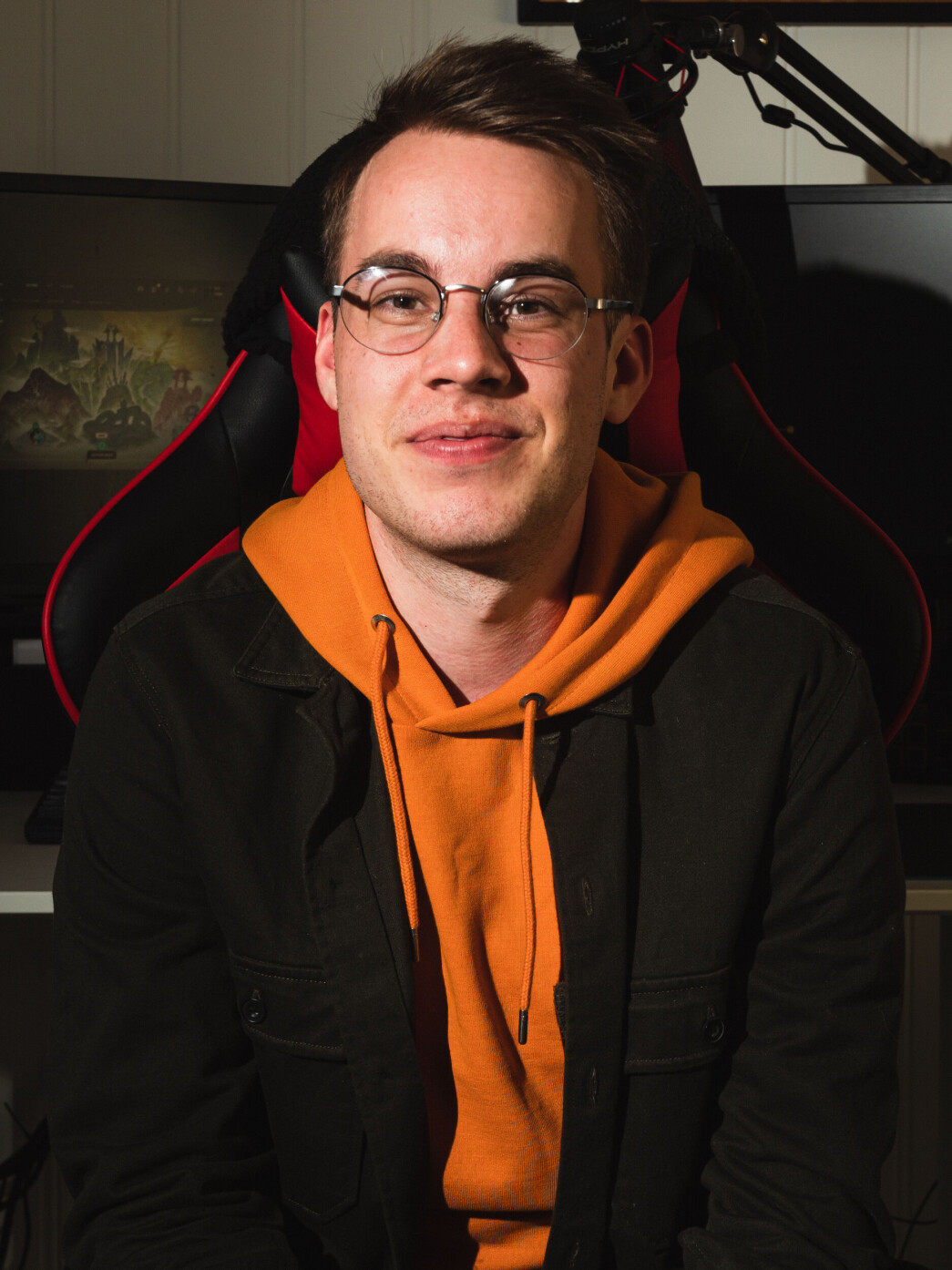 <span class=" font-weight-bold" data-lab-font_weight_desktop="font-weight-bold">OPTIMISTISK</span>: Fremtiden for e-sport ser lys ut, mener Anders Brurok <span class=" font-weight-bold" data-lab-font_weight_desktop="font-weight-bold">OPTIMISTISK</span>: Fremtiden for e-sport ser lys ut, mener Anders Brurok